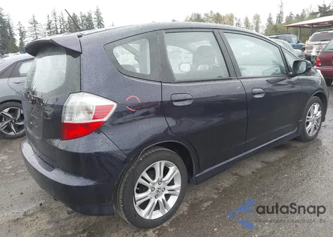2010 Honda Fit Sport z USA, uszkodzony, nr VIN JHMGE8H48AC008755